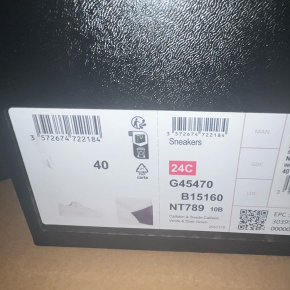 Authentic Chanel Calfskin Suede Coco Mark Logo Women’s sneakers size 40 - Picture 13 of 15